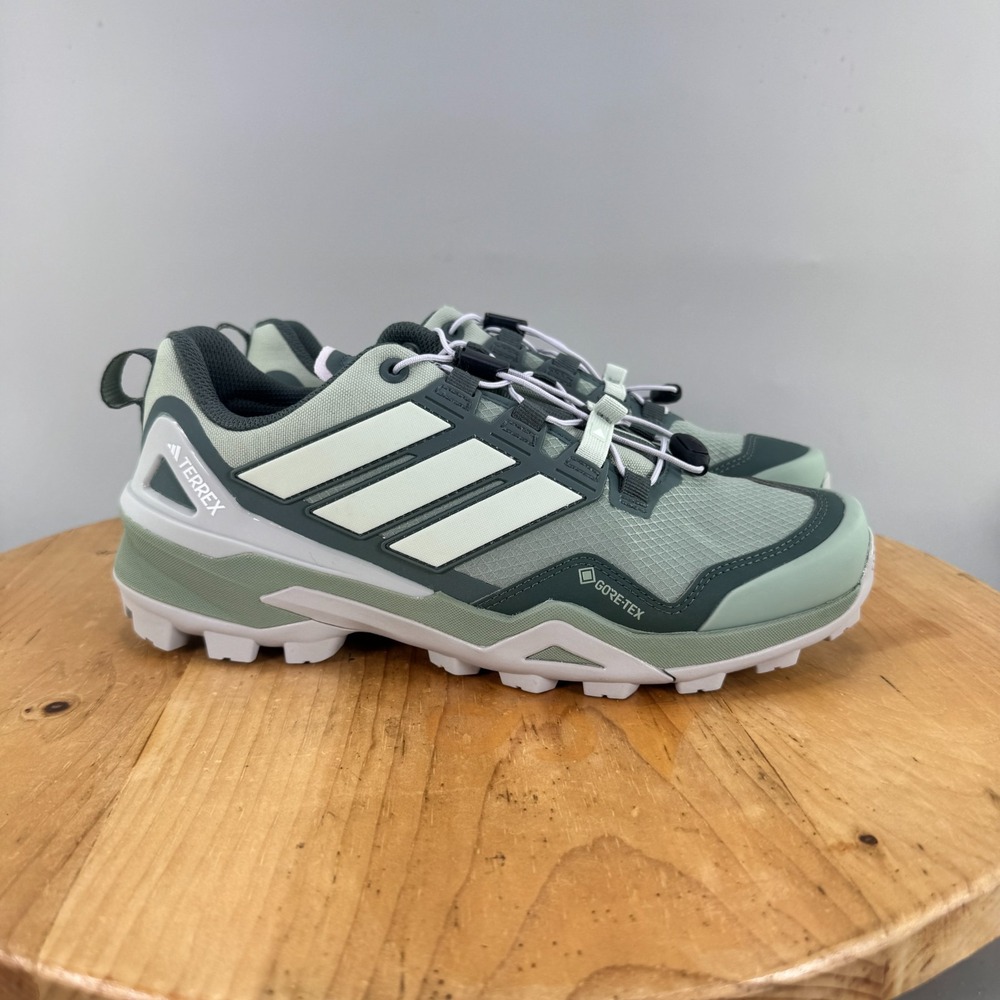 adidas Terrex Skychaser 2.0 GoreTex Womens Size 8 Shoes Hiking Green Sneakers